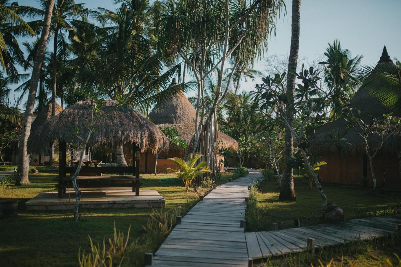 Le Nusa Beach Club Lembongan Exterior foto